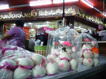 longevity peaches in bangkok chinatown