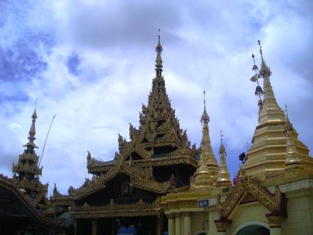 sule pagoda yangon