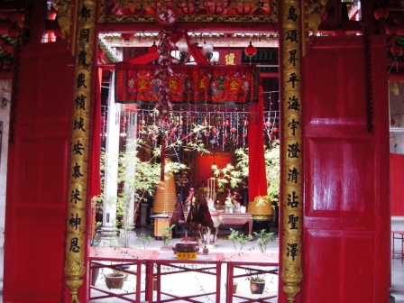 penang hainan temple